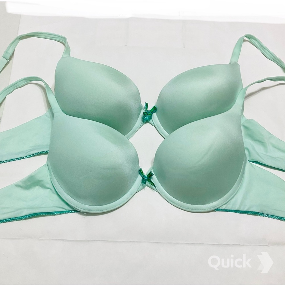 NWT Green Push Up Women’s Bras - 2 pcs Bundle
